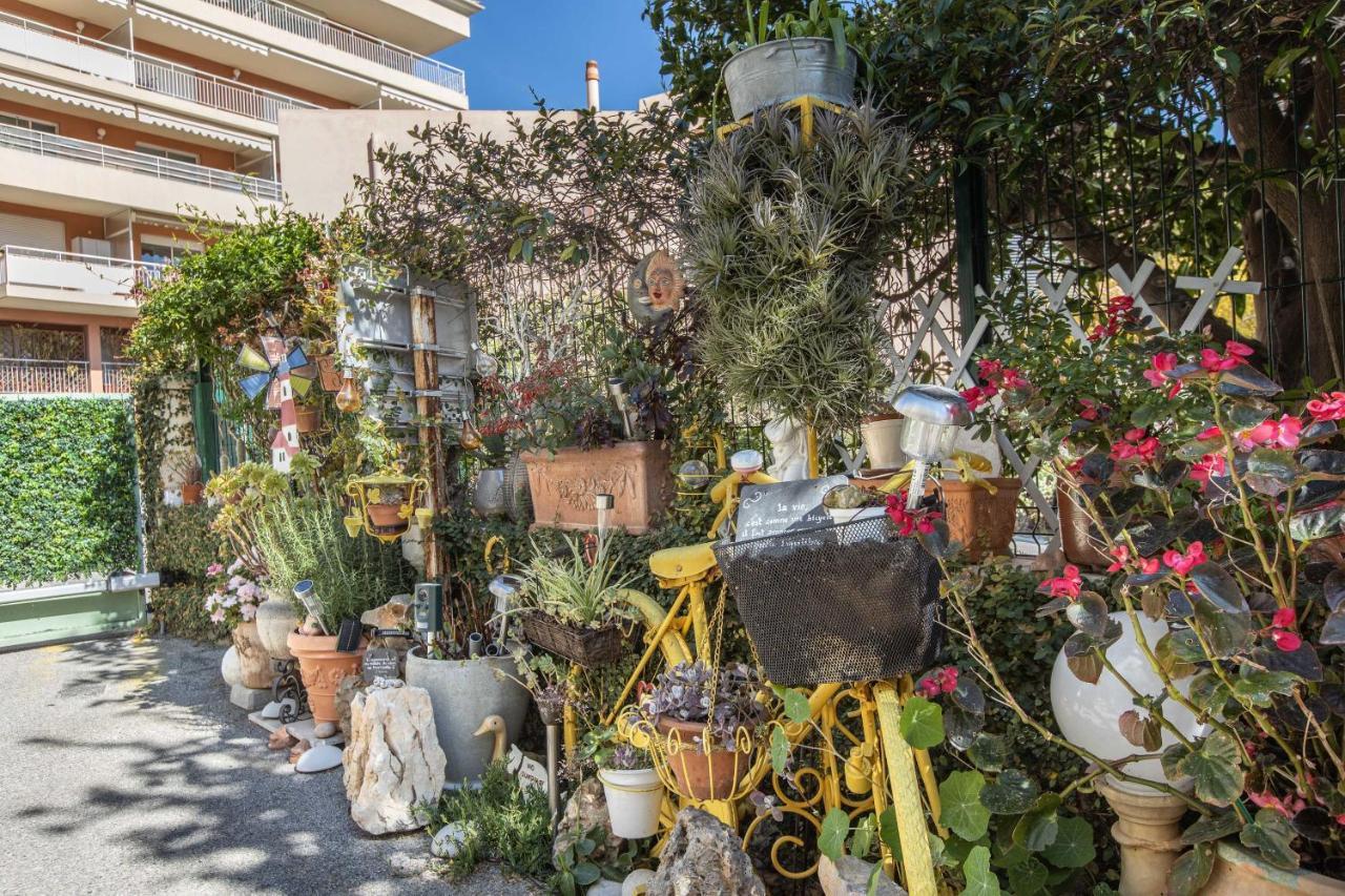 Апартаменты ,,La Chaumiere D'Azur” Рокебрюн — Кап-Мартен Экстерьер фото
